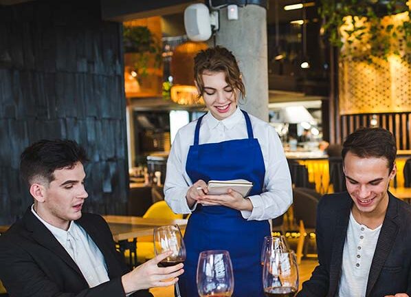 ¡CUIDADO! Experiencia de Cliente de un Restaurante Famoso en México, San……s